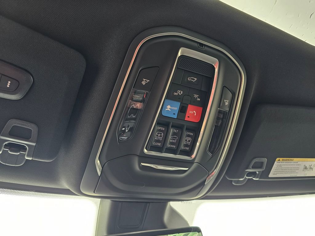 New 2026 Jeep Grand Cherokee L Limited AWD/4WD image 31
