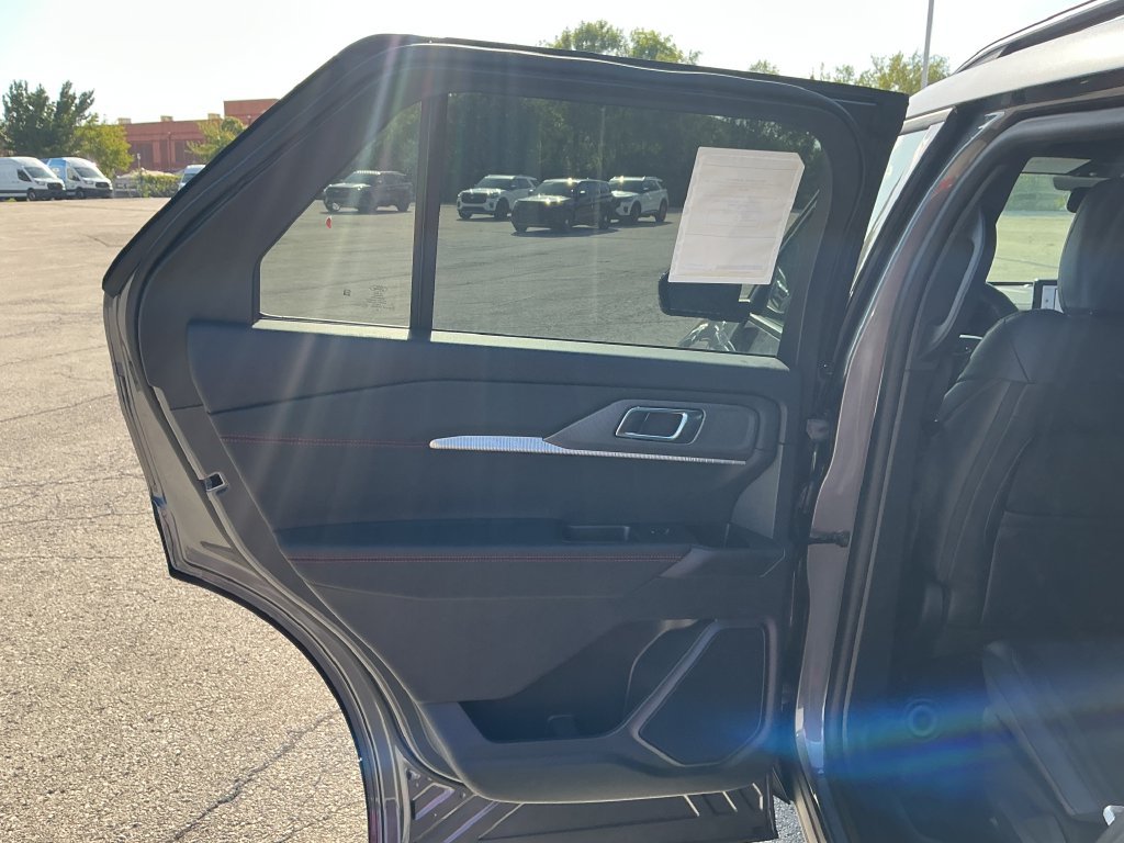 New 2027 Ford Explorer ST AWD/4WD image 14