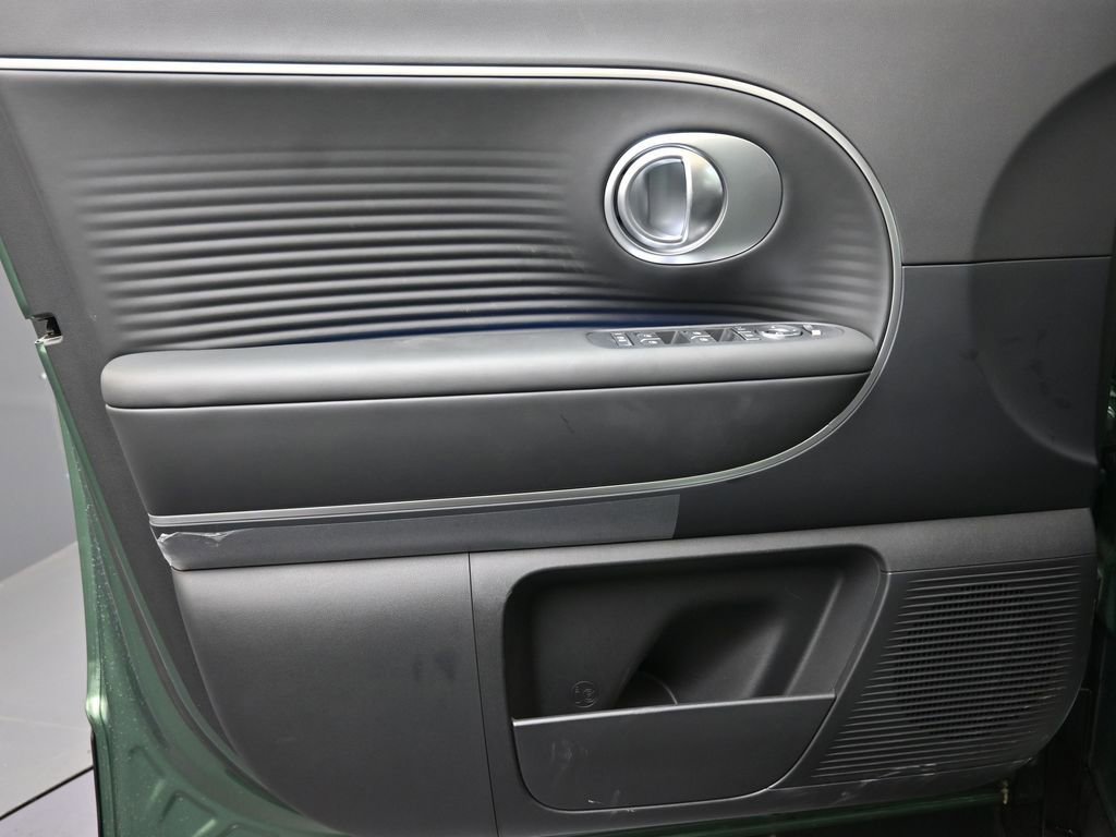 Used 2026 Hyundai Ioniq 9 SEL image 23