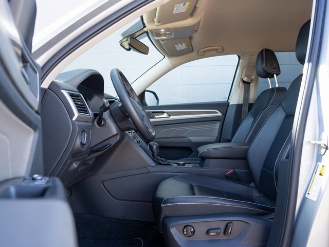 Certified 2022 Volkswagen Atlas SE image 17