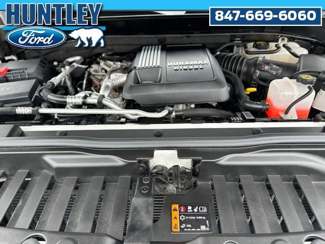 Used 2025 Chevrolet Silverado 1500 LTZ image 8