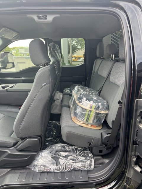 New 2024 Ford F550 4x4 SuperCab Super Duty w/ XLT Value Package image 26