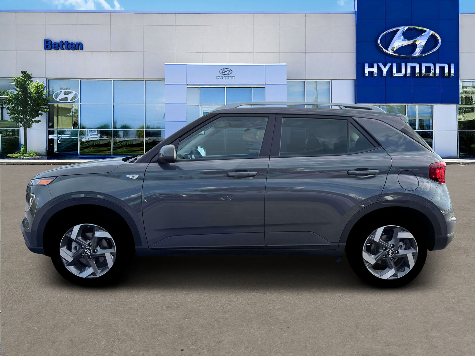 New 2026 Hyundai Venue SEL FWD image 3