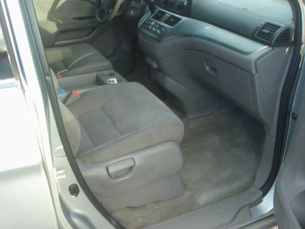 Used 2010 Honda Odyssey EX image 8