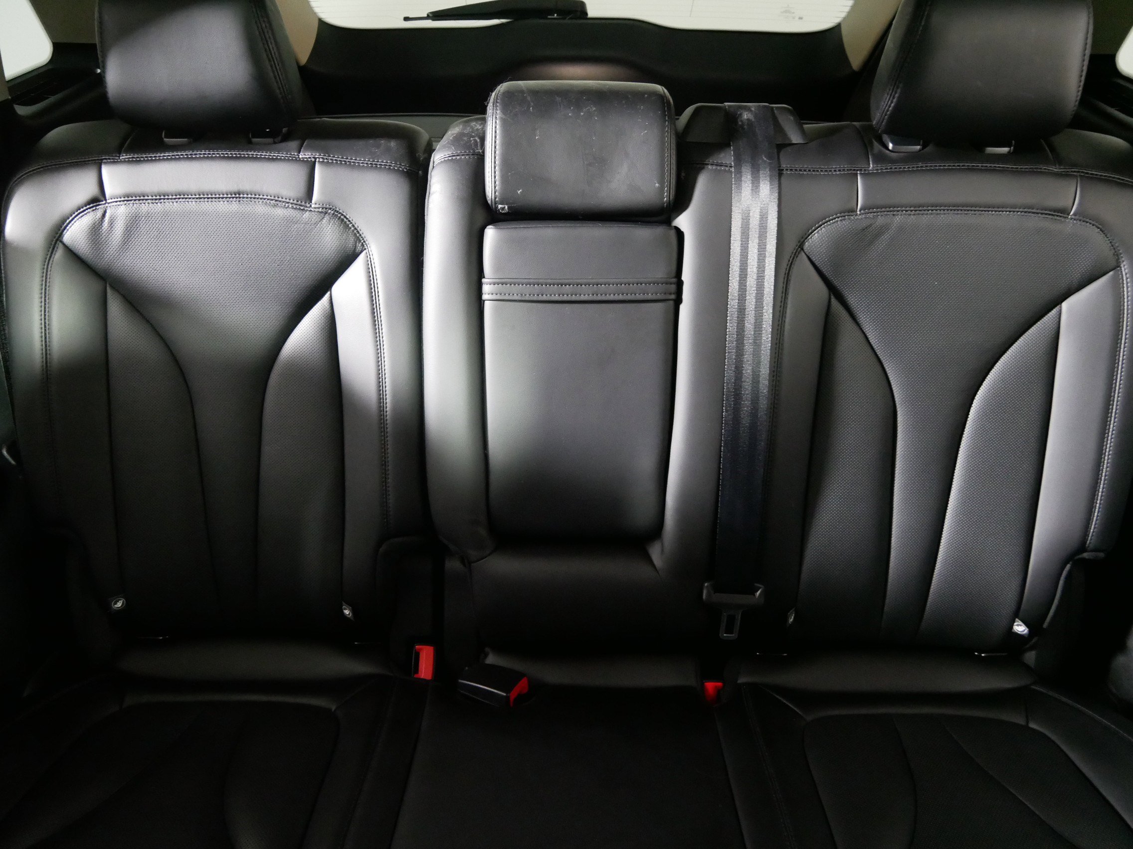 Used 2023 Lincoln Nautilus Reserve w/ Equipment Group 201A image 13