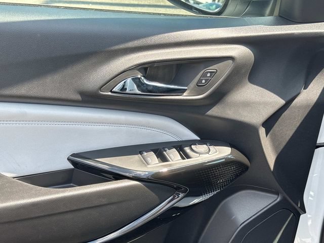New 2026 Chevrolet Trax LT w/ Sunroof Package FWD image 23