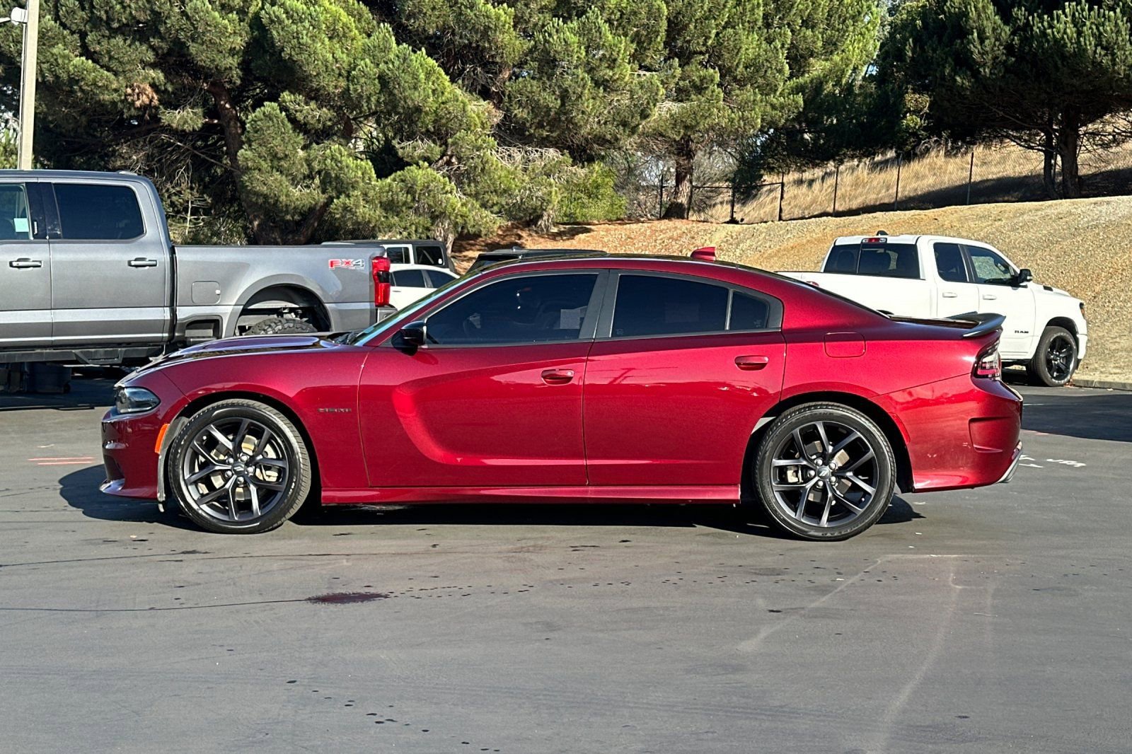 Used 2022 Dodge Charger R/T w/ Harman/Kardon Audio Group image 8