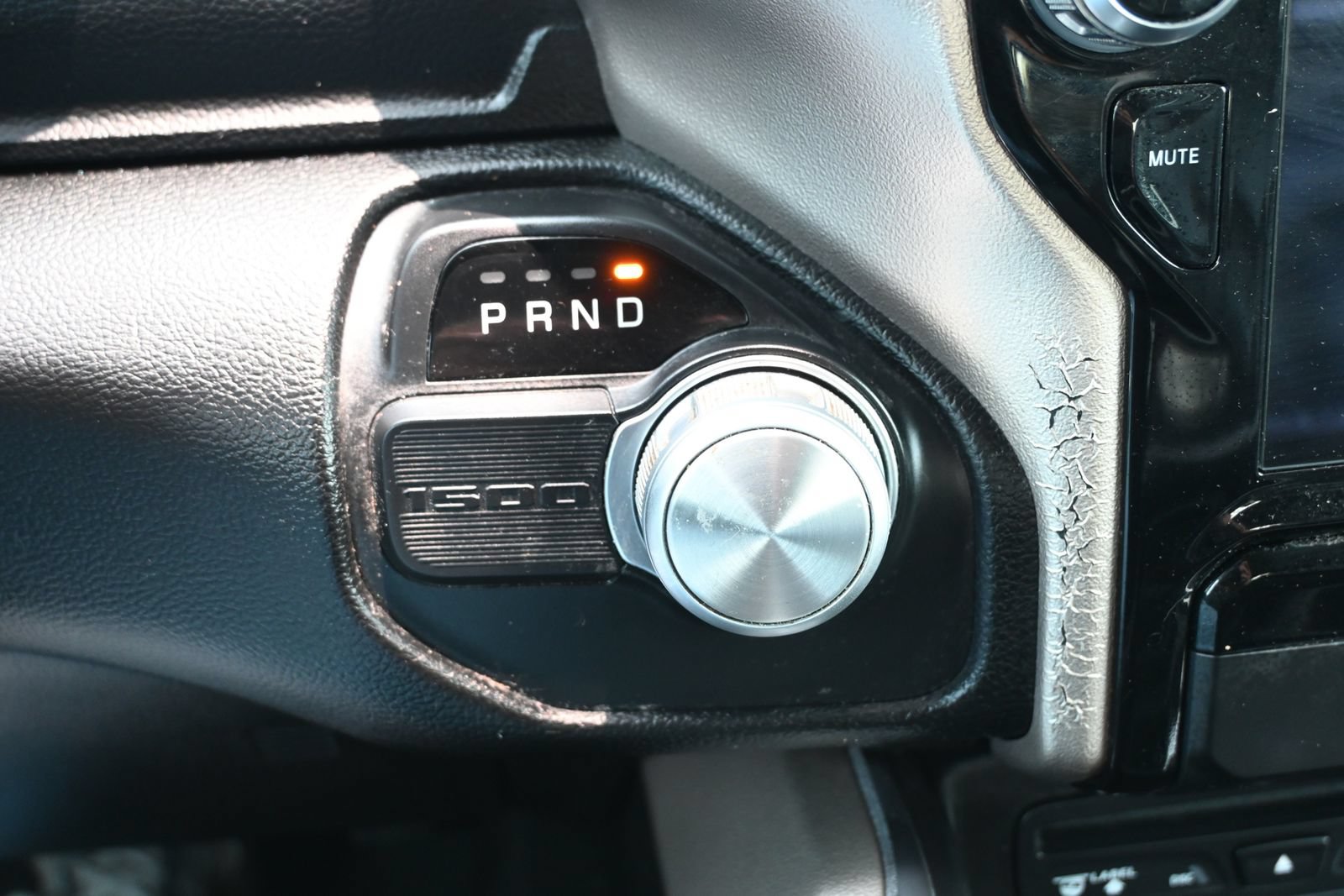 Used 2019 RAM 1500 Laramie RWD image 18