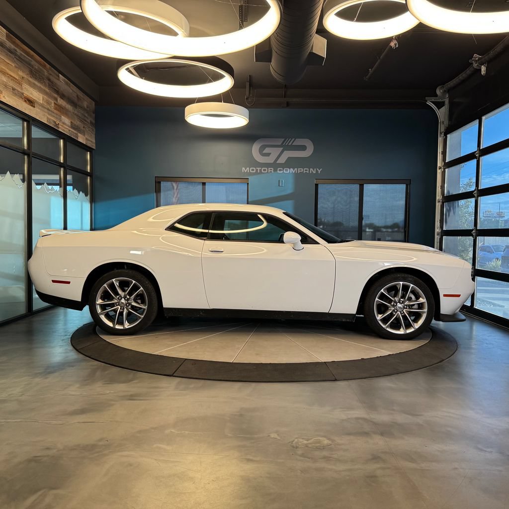 Used 2022 Dodge Challenger GT AWD/4WD image 2