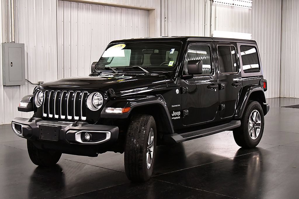 Used 2019 Jeep Wrangler Unlimited Sahara AWD/4WD image 3