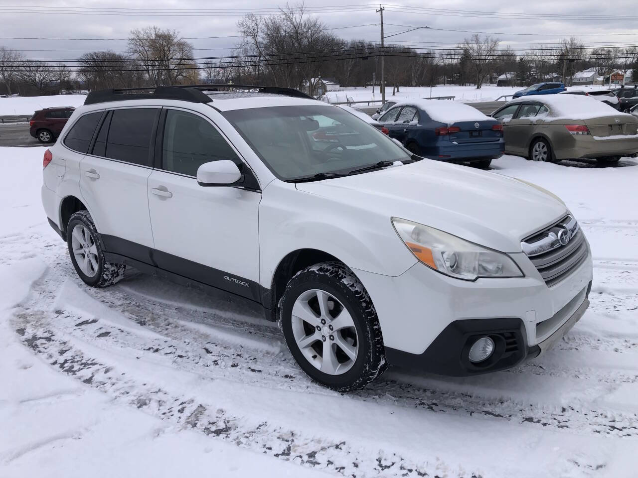 Used 2014 Subaru Outback 2.5i Limited image 1