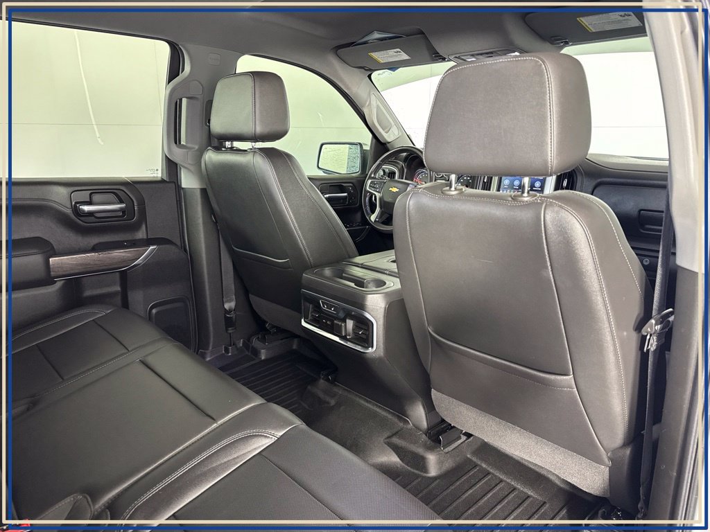 Used 2021 Chevrolet Silverado 1500 LTZ w/ LTZ Convenience Package II AWD/4WD image 44