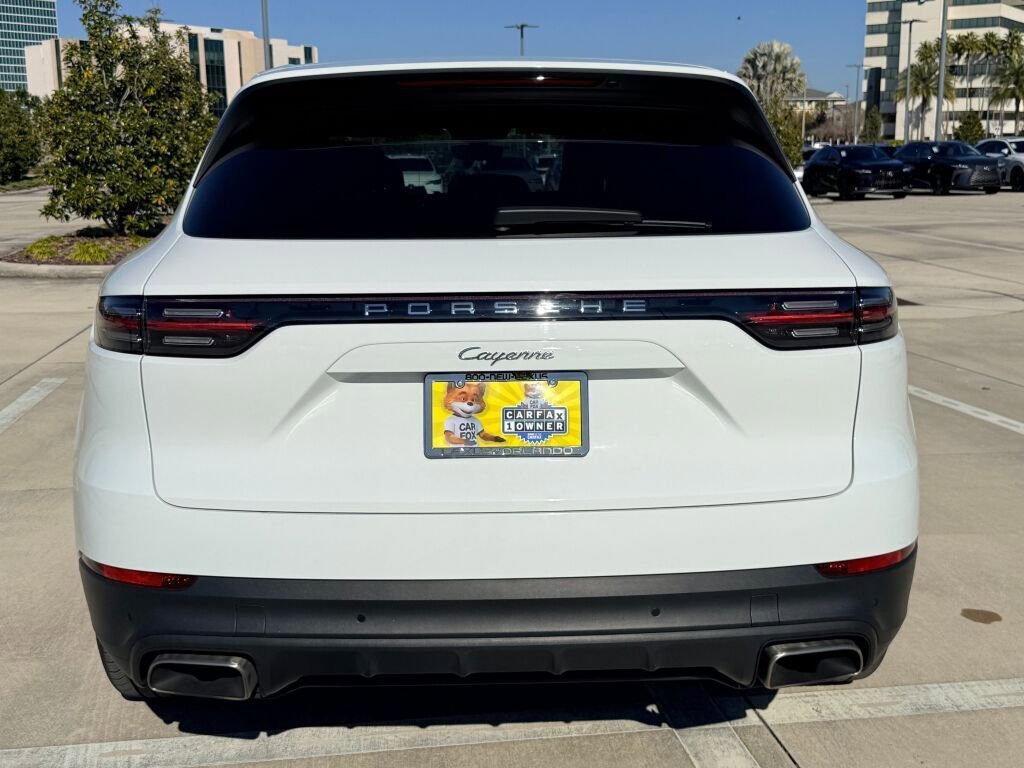 Used 2021 Porsche Cayenne image 10