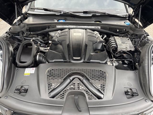 Used 2021 Porsche Macan GTS image 35