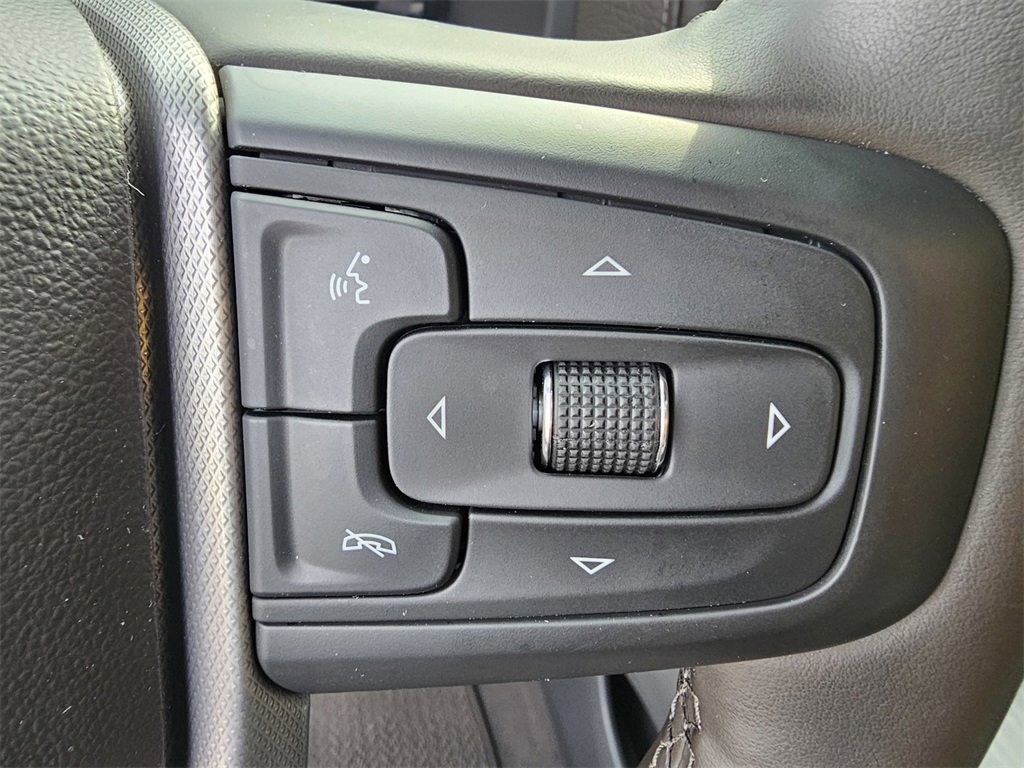 Used 2024 GMC Yukon Denali image 19