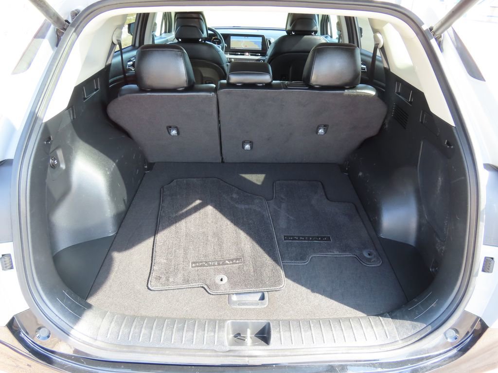 Used 2023 Kia Sportage SX image 19