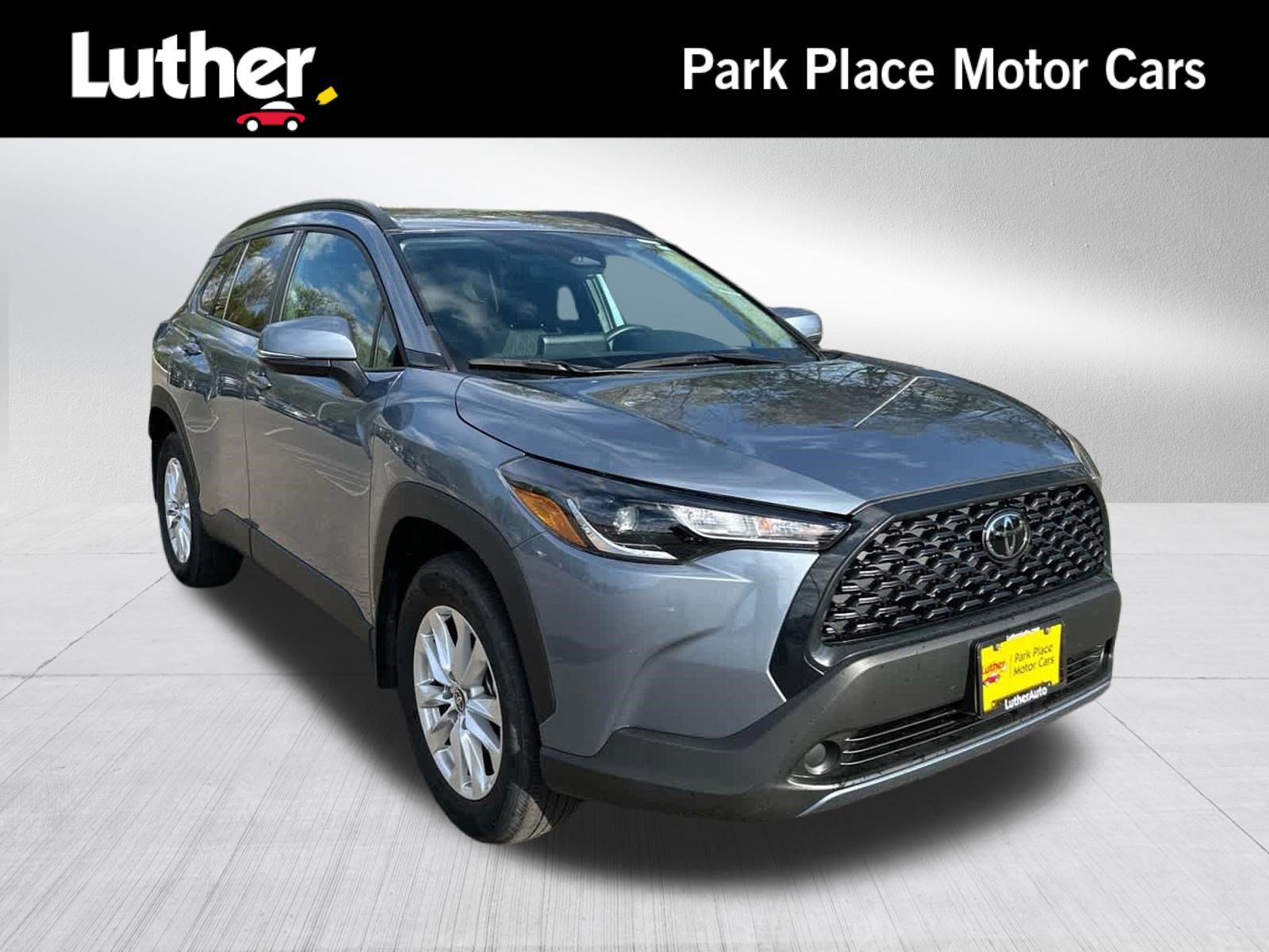 Used 2023 Toyota Corolla Cross LE AWD/4WD video 1