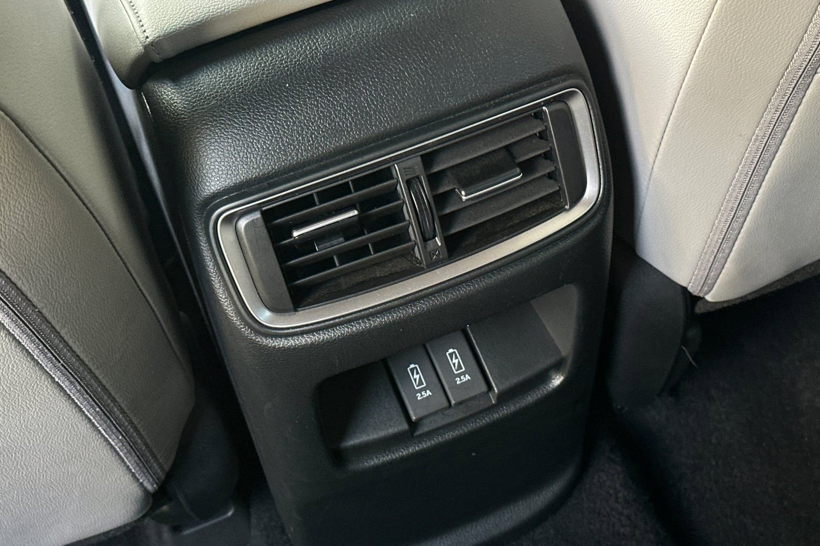 Used 2022 Honda CR-V Touring image 31