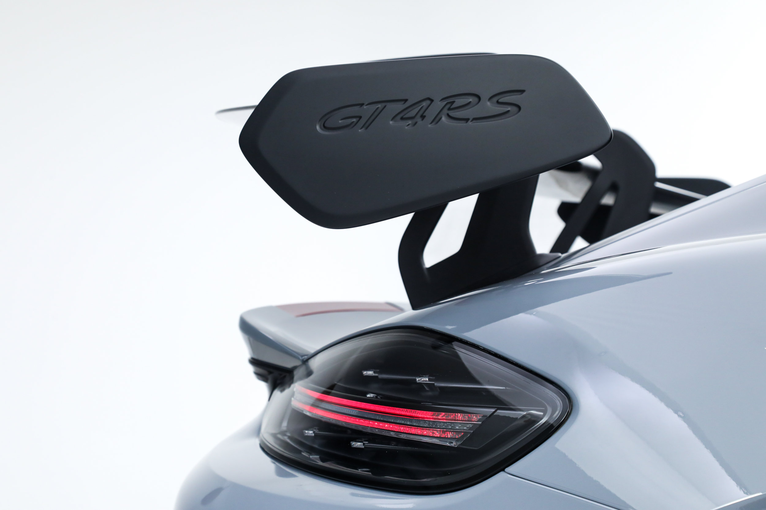 Used 2023 Porsche 718 Cayman GT4 RS RWD image 14