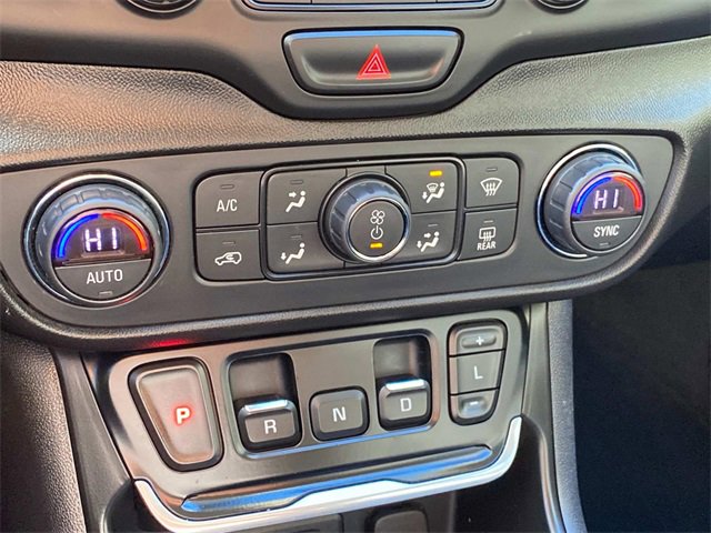 Used 2018 GMC Terrain SLT w/ Preferred Package image 26