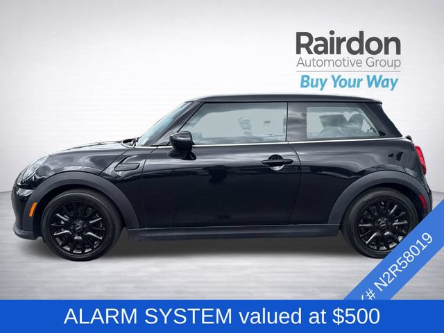 Used 2022 MINI Cooper 2-Door Hardtop FWD image 4