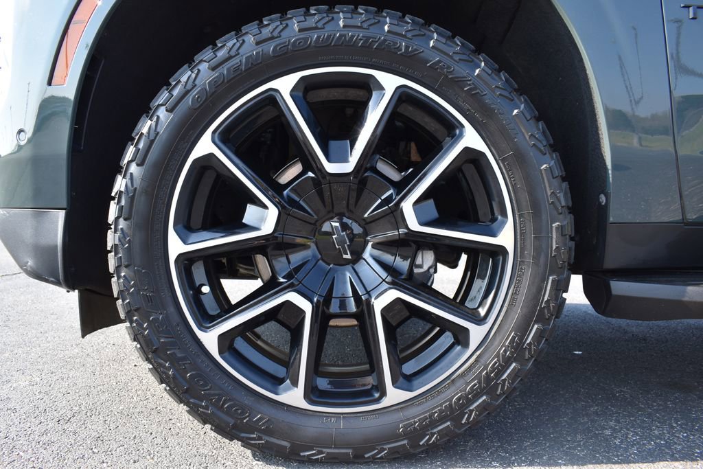Certified 2025 Chevrolet Tahoe RST w/ RST Capability Package image 18