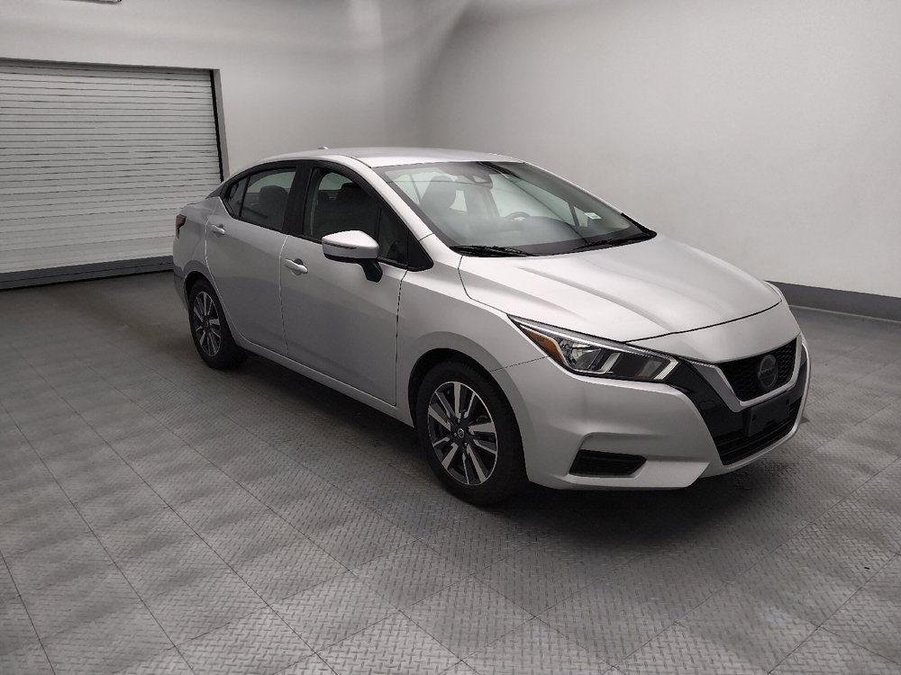 Used 2021 Nissan Versa SV FWD image 11