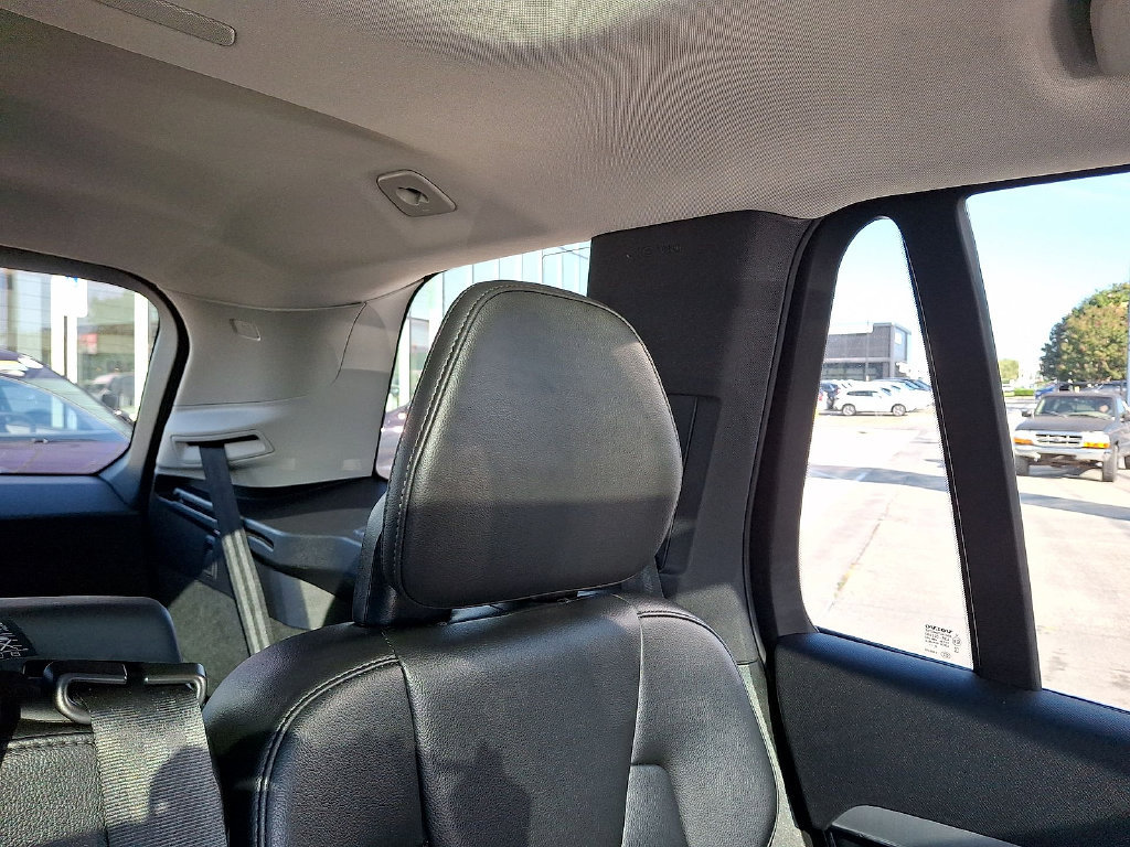 Used 2021 Volvo XC90 T5 Momentum w/ Climate Package FWD image 14