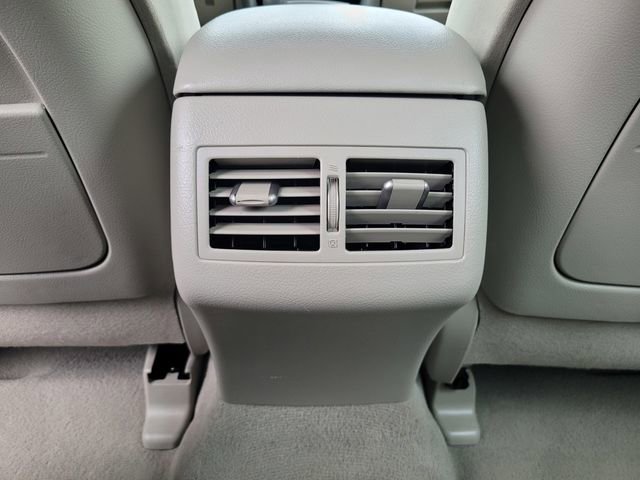 Used 2011 Toyota Camry Base image 15