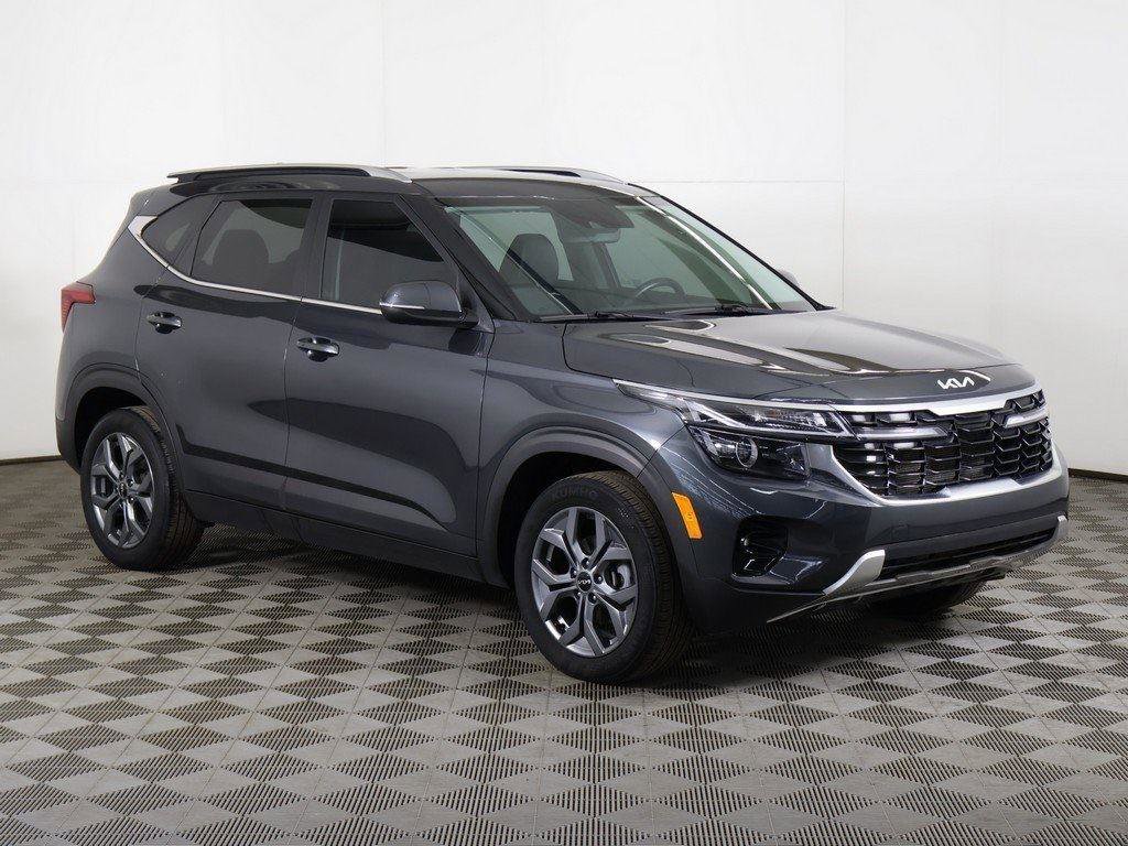 Used 2024 Kia Seltos S image 1