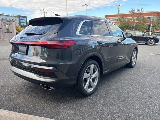 New 2025 Audi Q5 Prestige image 5