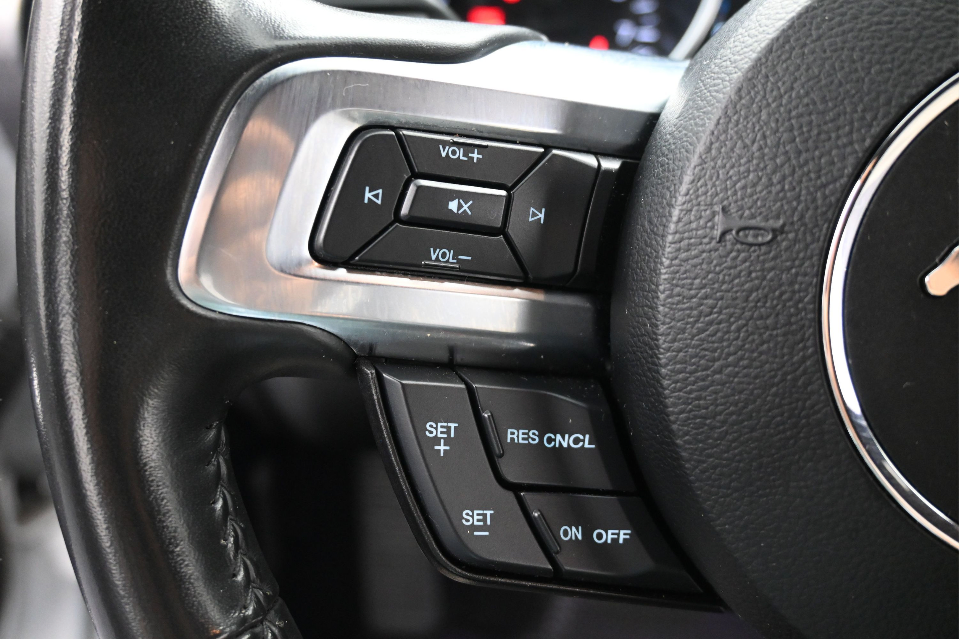 Used 2022 Ford Mustang GT Premium w/ GT Performance Package RWD image 14