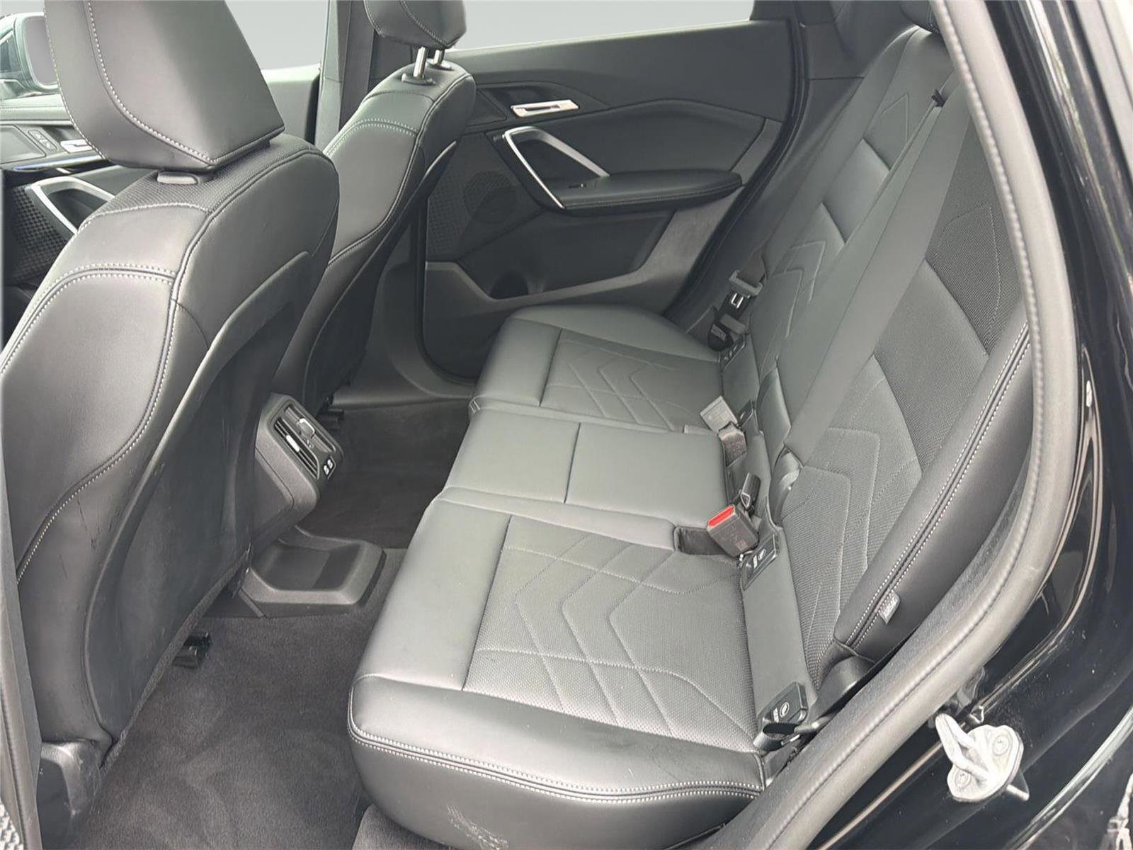 Used 2025 BMW X1 xDrive28i AWD/4WD image 21