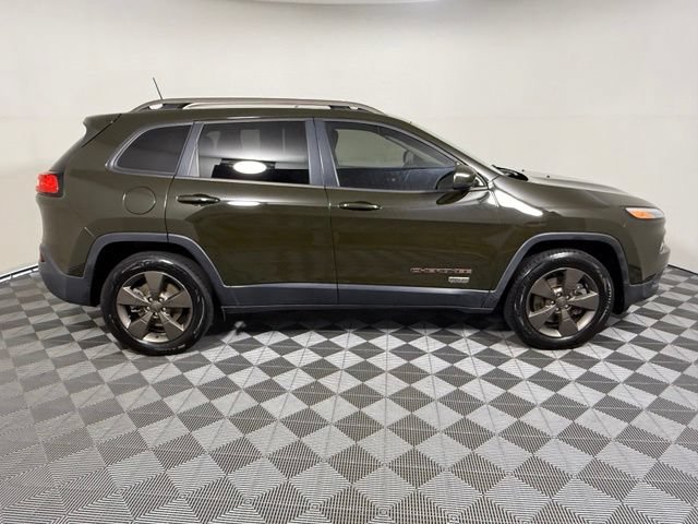 Used 2016 Jeep Cherokee 75th Anniversary AWD/4WD image 7