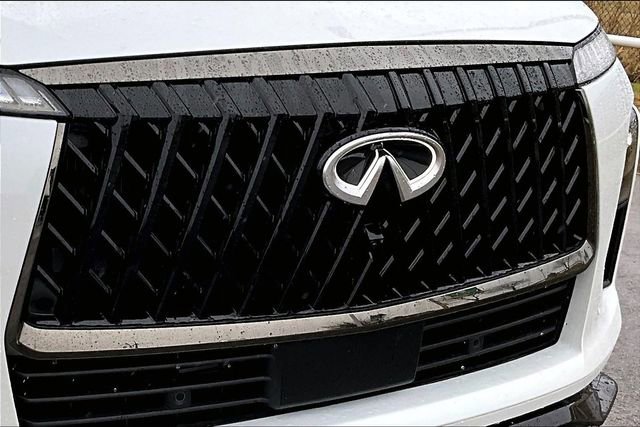 Certified 2026 INFINITI QX80 4WD image 29