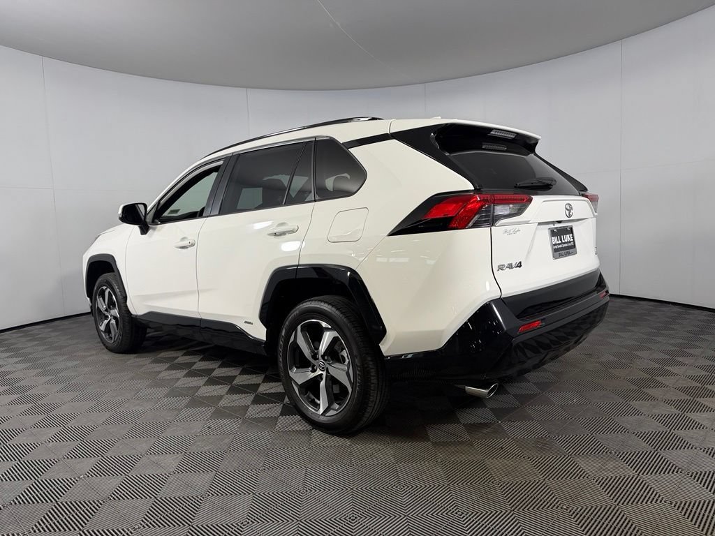 Used 2025 Toyota RAV4 SE AWD/4WD image 9