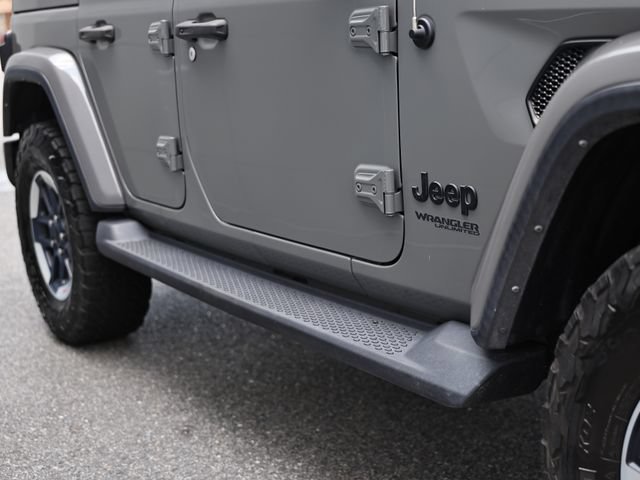 Used 2022 Jeep Wrangler Unlimited Sahara AWD/4WD image 14