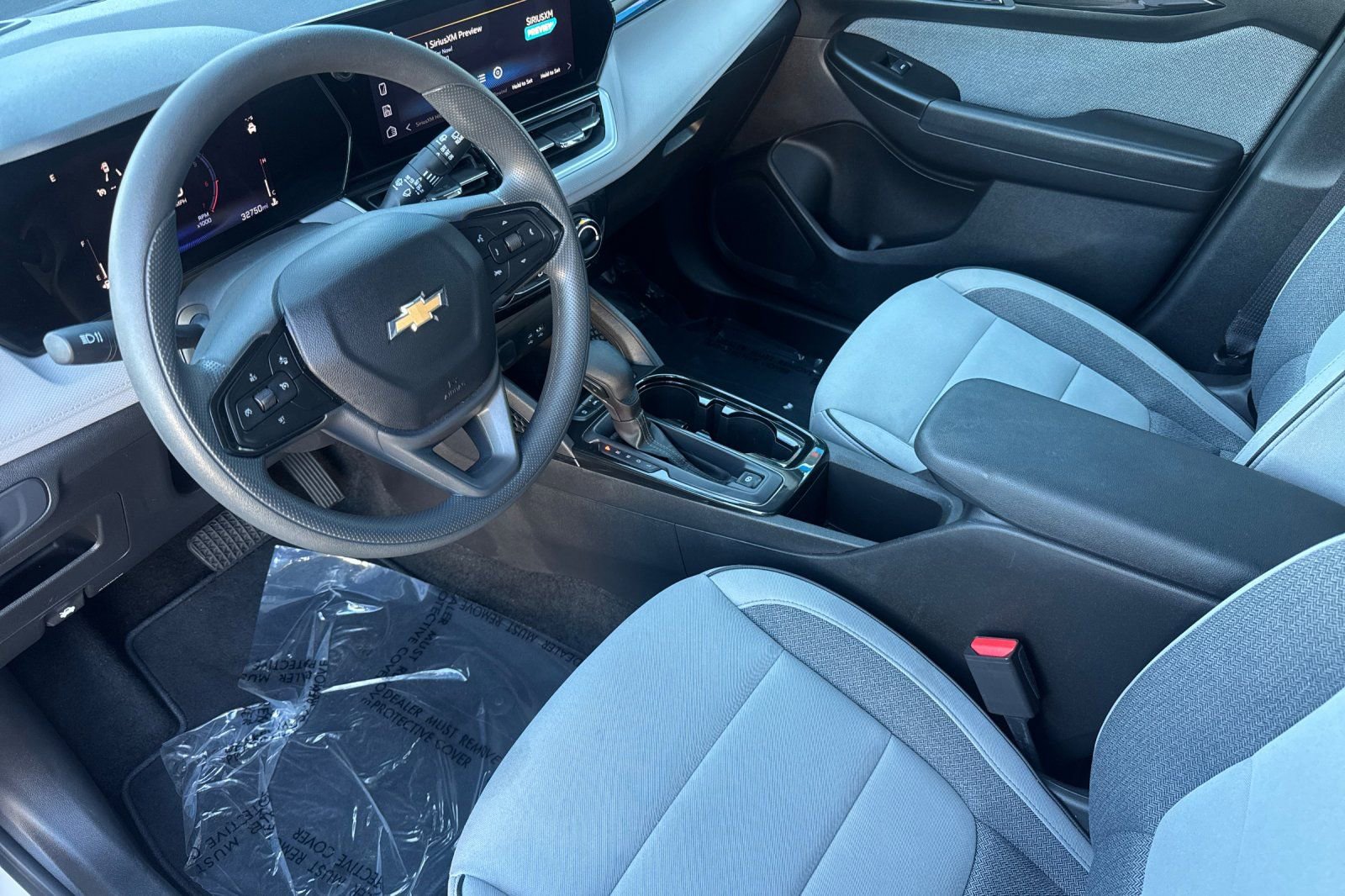 Used 2025 Chevrolet TrailBlazer LT image 11