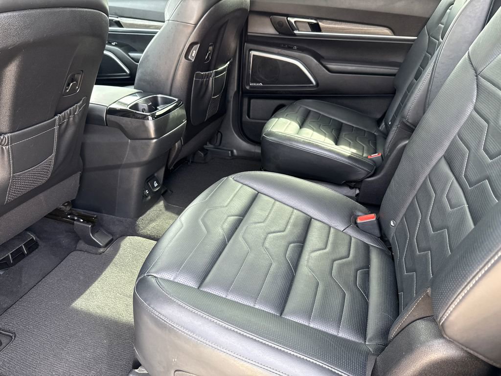 Used 2021 Kia Telluride SX w/ SX Prestige Package image 19