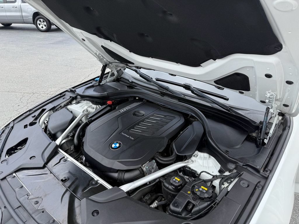 Used 2020 BMW 540i xDrive AWD/4WD image 16