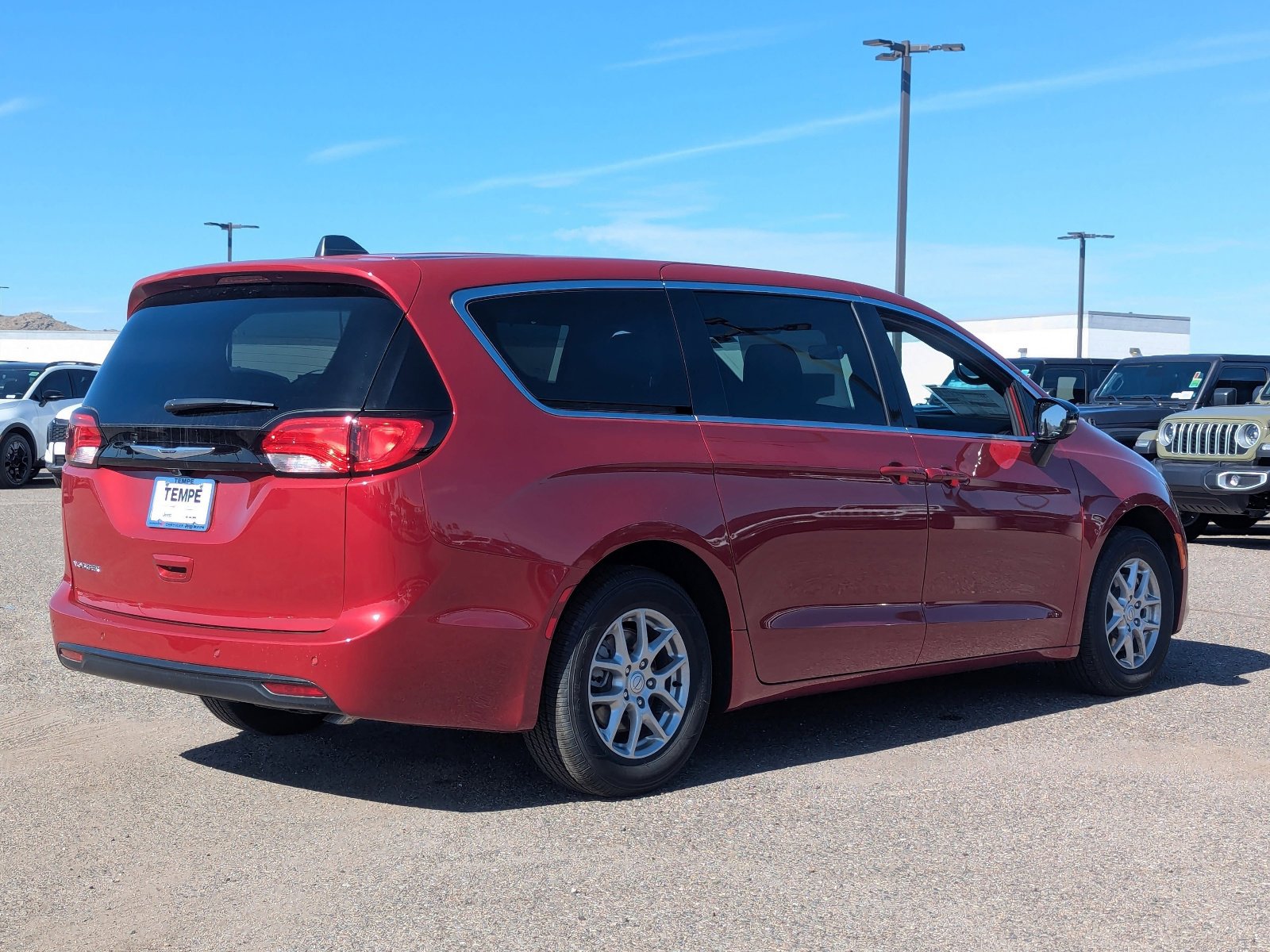 New 2026 Chrysler Voyager LX image 4