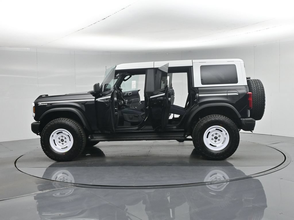 New 2026 Ford Bronco Heritage Edition AWD/4WD image 34