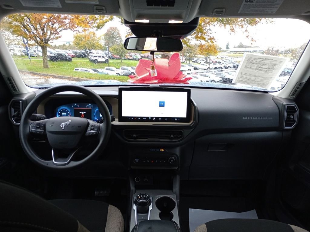 Used 2025 Ford Bronco Sport Big Bend image 16