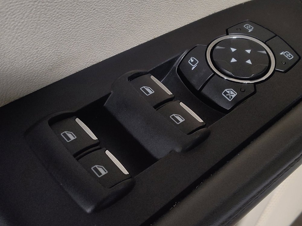 Used 2017 Lincoln MKX Select w/ Select Plus Package image 27