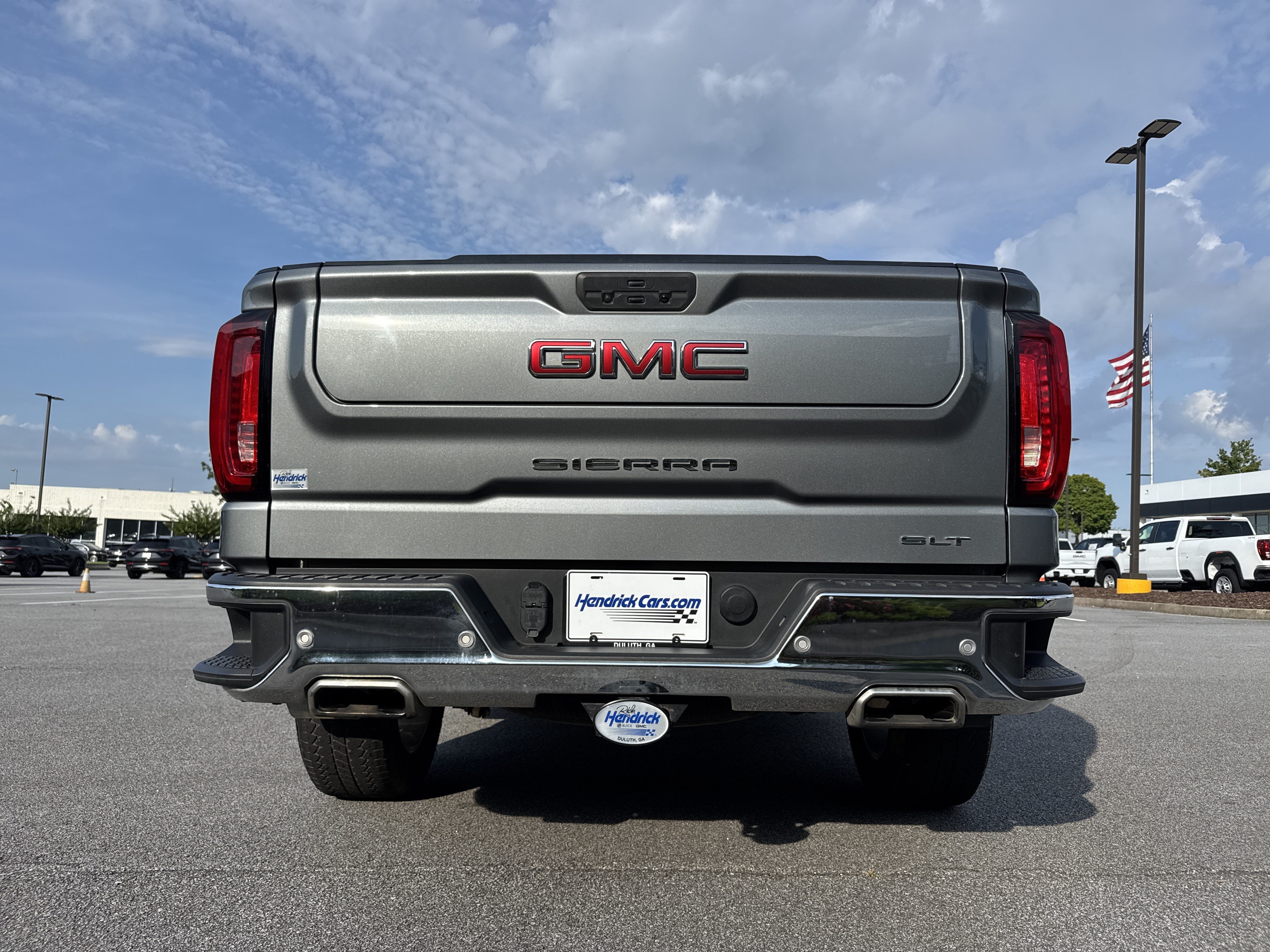 Used 2021 GMC Sierra 1500 SLT w/ SLT Premium Plus Package AWD/4WD image 9