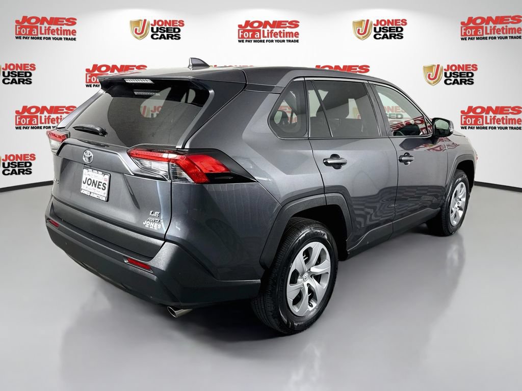 Certified 2023 Toyota RAV4 LE AWD/4WD image 15