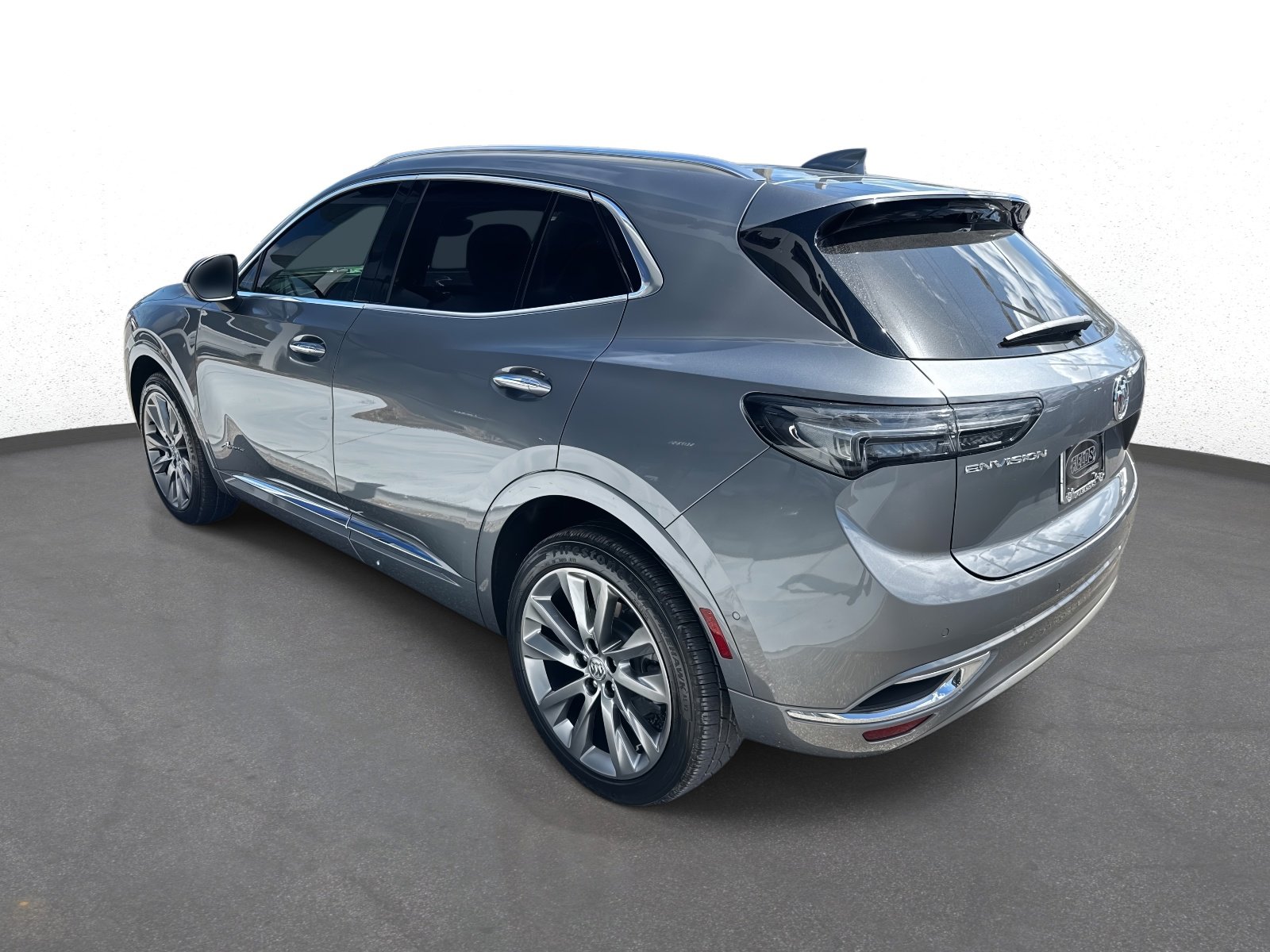 Used 2022 Buick Envision Avenir w/ Technology Package II image 5