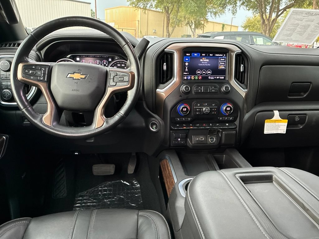 Used 2021 Chevrolet Silverado 1500 High Country w/ Technology Package AWD/4WD image 14
