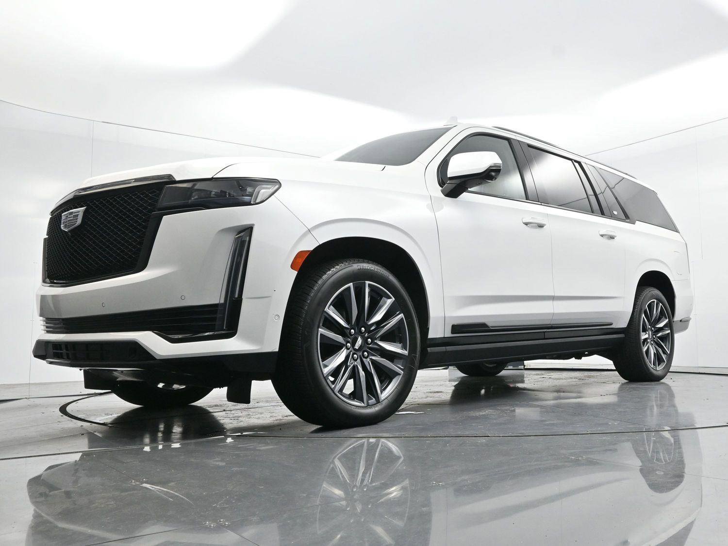 Certified 2022 Cadillac Escalade ESV Sport Platinum w/ Heavy-Duty Trailer Package image 55