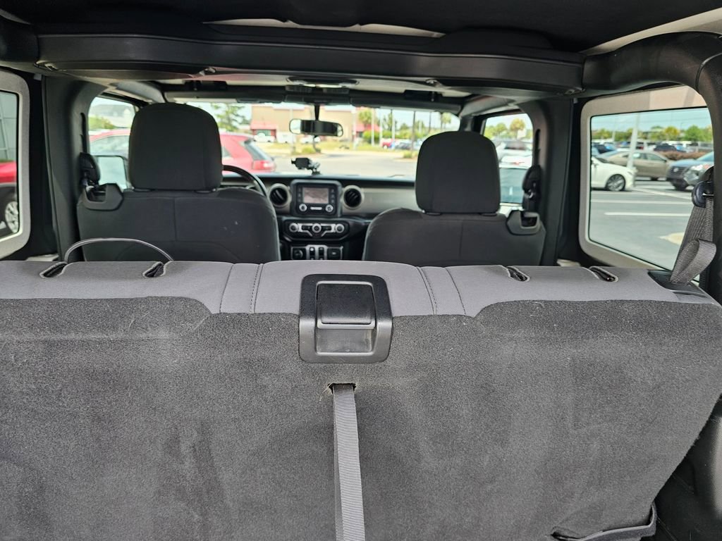 Used 2018 Jeep Wrangler Sport AWD/4WD image 10